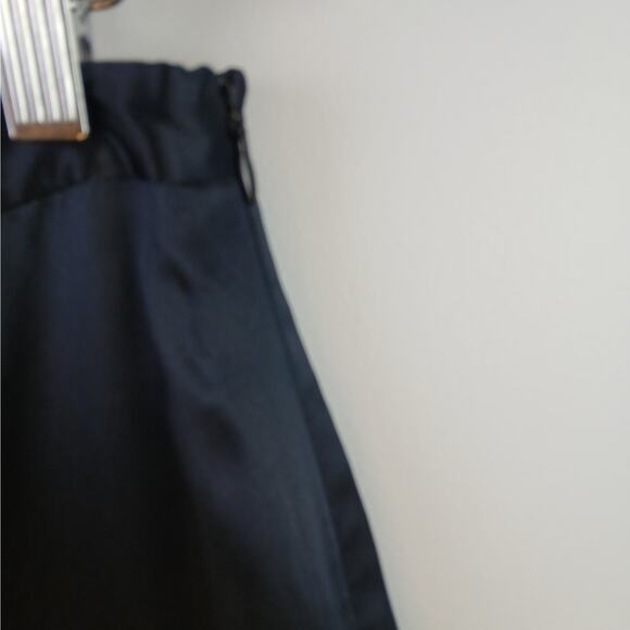 Banana Republic SZ 6 100% Silk Lingerie Style Pencil Skirt With Lace Hem Black - Picture 5 of 7